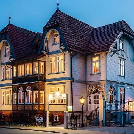 Unik Deluxe Bed & Breakfast 3*